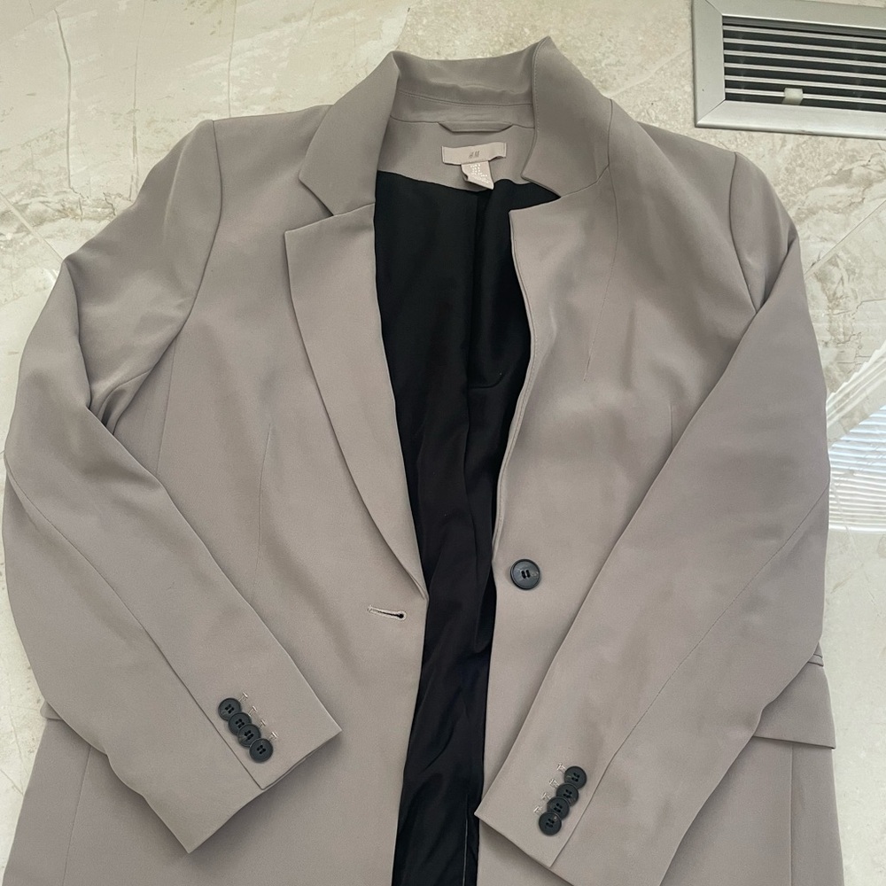 H&M Grey Blazor